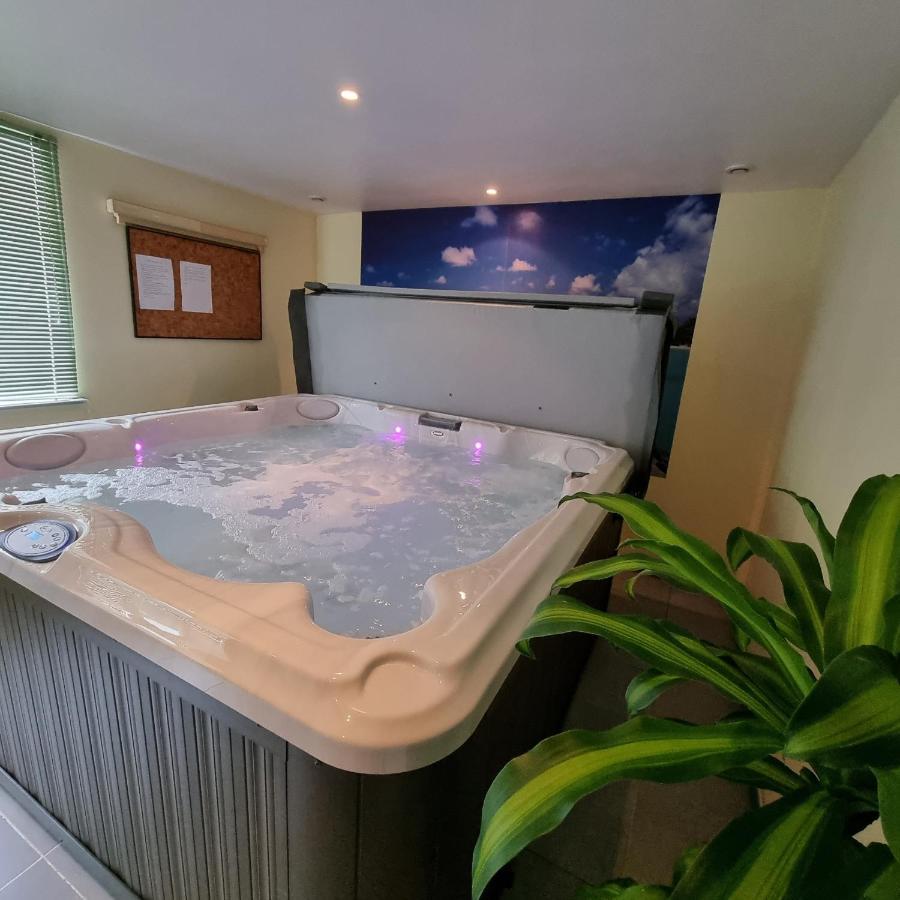 Gite Myrtille 2 A 6 Personnes Avec Spa Et Salle De Jeux Dans La Residence Ventron Exteriör bild