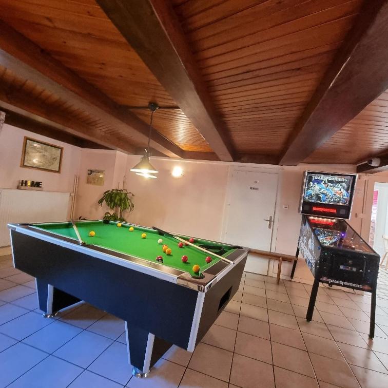 Gite Myrtille 2 A 6 Personnes Avec Spa Et Salle De Jeux Dans La Residence Ventron Exteriör bild